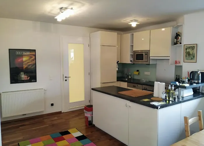 Apartment Family-friendly Flat With Balcony *